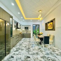Bán Nhà Riêng 4 Phòng Ngủ 4 Vệ Sinh 60M2, Giá Cực Hiếm Tại Nguyễn Trãi, P Nguyễn Cư Trinh, Q1, Hcm