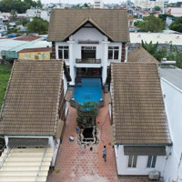 Biệt Thự Siêu Đẹp 865M2, Hồ Bơi, Gara Oto, 9 Phòng Ngủ Chỉ 46. 2 Triệu/M2 Tại P. Tân Phú