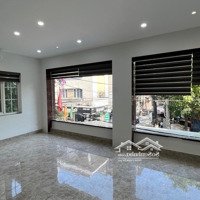 Cho Thuê Nhà 5 Tầng Chia Lô Nguyễn Khánh Toàn- Đông Quan. Diện Tích Sử Dụng: 300Mv. Mặt Tiền Rộng