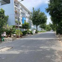 Cần Bán Căn Nhà Biệt Thự 1 Hầm 1 Trệt 1 Lầu Và Sân Thượng Kdc Sadeco Phước Kiển A. Giá Bán 19 Tỷ .
