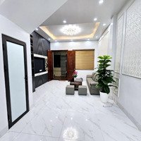 Siêu Phẩm Cầu Giấy - Lô Góc - 7 Phòng Rộng - Ở Hay Ch0 Thuê Đều Ổn - 45M, 6 Tầng, Hơn 9 Tỷ.