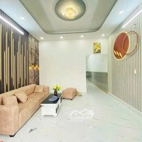 Bán Nhà Tại Nguyễnvănquá, 12 Tỷ, 105 M2, Đường Vào 14M, Gần Trường Tiểu Học, Còn Thương Lượng Mạnh