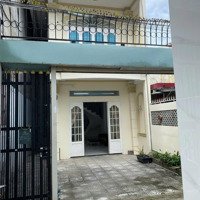 Cho Thuê Nhà Riêng Dài Hạn Có Sân Để Xe Hơi