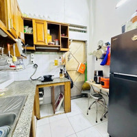 Thiện Chí Bán Giảm "1 Tỷ"! Bán Gấp 3 Tầng 70M2 - Ngang 4,6M - Xe Hơi Vào Nhà - Ngay Hàng Xanh