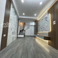 Siêu Phẩm Nhà Phố Hoa Lư - Vân Hồ - 4,89 Tỷ - Sổ Riêng Chính Chủ, Ô Tô - Ngõ Thông Kinh Doanh!