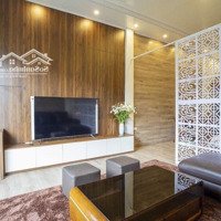 Bán Nhà Mặt Phố Hoàng Cầu, 50M2, 5T,Mặt Tiền4.8M, Vỉa Hè, Kinh Doanh, Dòng Tiền, Văn Phòng Siêu Đẹp!
