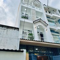 Bán Nhà Hẻm 8M. Ngang 4.5 Dài 14. 3 Tầng. Chỉ 7.9Tỷ