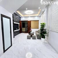 �� TRẦN THÁI TÔNG - SIÊU PHẨM CẦU GIẤY - LÔ GÓC - 7 PHÒNG RỘNG - Ở HAY CH0 THUÊ ĐỀU ỔN - TIỆN ÍCH BẠT