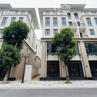 Hàng Độc Xẻ Khe - Vịnh Tây Mặt Parking Zone, Chân 7 Tòa Chung Cư Masteri, 30M Tới Vinschool
