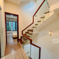 Bán Nhà 52,6 M2 5 Tầng Siêu Đẹp Mặt Ngõ Vương Thừa Vũ Ô Tô Tránh Thông Các Ngả Ở+ Kd Đỉnh