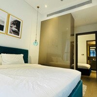 Cần Bán Nhanh Căn Hộ 1 Phòng Ngủthe Marq Đã Có Sổ Hồng, Sẵn Hợp Đồng Thuê Cho Khách Hàng Đầu Tư Dài Hạn.