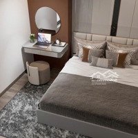 Bán Nhà Thạch Bàn 35,M ,Mặt Tiền4,8M Nhà 6 Tầng Thang Máy Gara Ôtô Giá Chào 6,6 Tỷ .