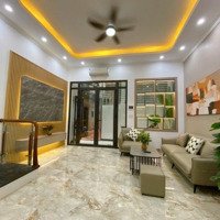 Nhà Đẹp -Tặng Nội Thất -Phố Tân Ấp --Ba Đình -Ngõ Thông -30 M2- 4 Tầng