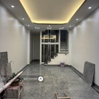 Siêu Phẩm Cổ Linh - Sát Phố - Ngõ Nông - 6 Tầng - Thang Máy - Mới Toanh