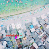 Nhà Cấp 4 Cah Mặt Biển 2 Căn. 590 Triệu
Dt 50 Full Thổ
Sẵng Nội Thât Dọn Vào Ở Ngay.ful
