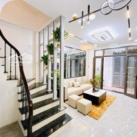 Hàng Hiếm-5 Tầng-Nhà Phố Trần Thái Tông-Trung Tâm Cầu Giấy-Kinh Doanh Đỉnh-Mặt Tiền Rộng-6,4 Tỷ