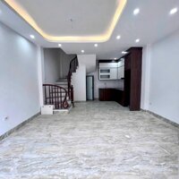 Bán nhà tại đường Kim Ngọc, Tân Lập 35m2 xây 5 tầng. Cạnh Vinhomes Đan Phượng. Ngõ Ôtô tải