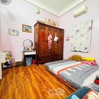 Bán Nhà Lê Văn Hiến. 60M2, 4 Tầng, 2 Mặt Tiền. Ô Tô Tránh, Kinh Doanh Sầm Uất. Giá Bán 12.3 Tỷ.