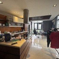 Nhà Mặt Phố Hoàng Cầu- Lô Góc- Kinh Doanh Bất Tân-97M2-3 Tầng-68 Tỷ