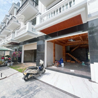 Nhà Phố Kcn Bình Dương Chỉ 500 Triệu Sở Hữu Căn 1 Trệt, 2 Lầu Hoàn Công, Shr, Cho Thuê Ngay