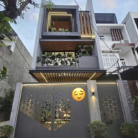 Bán Gấp Nhà Đường Nguyễn Lâm P7, Phú Nhuận. 80,58M2 Giá Bán 3Tỷ650 Gần Chợ Bà Chiểu. Đang Cho Thuê 28 Triệu