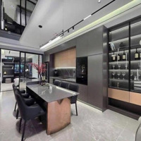 Bán Gấp Nhà Đường Nguyễn Lâm P7, Phú Nhuận. 80,58M2 Giá Bán 3Tỷ650 Gần Chợ Bà Chiểu. Đang Cho Thuê 28 Triệu