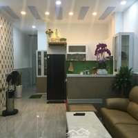 Hàng Ngon Bán Gấp Nhà Cấp 4 Ngay Sát Hoàng Diệu 2,3Om Ra Mặt Tiền Đường, Nhà Kiên Cố Dọn Vào Ở Ngay