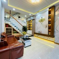 Chủ Ngộp Ra Gấp Căn Nguyễn Minh Hoàng, 50M2 Giá Bán 2.5 Tỷ, Sổ Hồng Riêng, Gọi Ngay: 0775687243