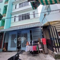 Cho Thuê Nhà Gần Chợ Bà Chiểu, Q. Bt. 2 Lầu, 3 Vệ Sinh Gần Hxh