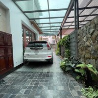 Bán Gấp Biệt Thự Dương Nội,Hà Đông 180M2 Xây 4 Tầng Có Thang Máy Hơn 50 Tỷ