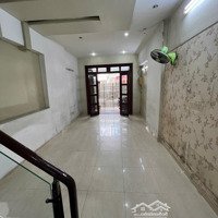 Cho Thuê Nc Mặt Tiền Hồng Lạc 3.75 X 18.5M, 3 Lầu 4 Phòng Ngủ - Kinh Doanh Đa Ngành Nghề Giá 25 Triệu