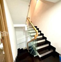 Bán Nhà Riêng Tại Nguyễn Xí, 8,7 Tỷ, 40M2, 4 Phòng Ngủ 4 Vệ Sinh Pháp Lý Đầy Đủ