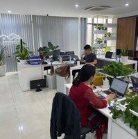 Cho Thuê Nhà Nguyên Căn Phố Lý Sơn - Ngọc Thuỵ - Ô Tô Đỗ Cửa - Thang Máy - Full Điều Hoà, Bàn Ghế