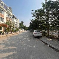 Bán Căn Biệt Thự Công Ty Nhà Khả Lễ