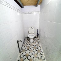 Cho Thuê Phòng Trọ Trên Ql 50, Gần Bến Xe Quận 8. Liên Hệ: 0932013137