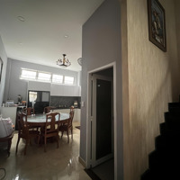 Nhà Hẻm Xe Hơi Ngay Sân Bay Đường Giải Phóng, P. 4, Tân Bình - Giá Bán 3Tỷ350/72M2, Ngay Công Viên Hvt