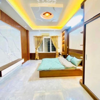 Cực Hiếm Ô Tô Đỗ Cửa Phố Huỳnh Thúc Kháng, Lô Góc 3 Thoáng Vĩnh Viễn, Ngõ Thông Thoáng,Diện Tích36M2* 5T