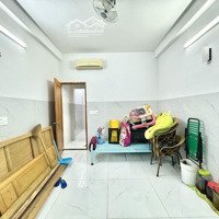 Bán Nhà Đẹp Lê Văn Việt Hiệp Phú Q9 - 7 Tỷ - 69M2 - 3T - 5 Phòng Ngủ- Xe Hơi Tới Nhà - Gần Ngã Tư Thủ Đức.