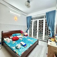 Bán Nhà Đẹp Lê Văn Việt Hiệp Phú Q9 - 7 Tỷ - 69M2 - 3T - 5 Phòng Ngủ- Xe Hơi Tới Nhà - Gần Ngã Tư Thủ Đức.
