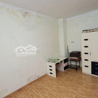 Son Tây, Ba Đình.diện Tích39M2 X 5 Tầng,Mặt Tiền4,8M, Giá Bán 7,2 Tỷ. Lô Góc, Gần Phố.
