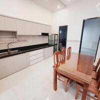 Bán nhà đẹp full nội thất - đường lương định của, vĩnh ngọc  Vị trí: Gần chợ Vĩnh Ngọc