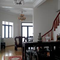 Bán nhà đẹp, thoáng mát lô góc tại thành phố Hải Dương