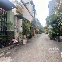 1/Ngắn Trần Quang Cơ Phú Thạnh Tân Phú 5 X 30 . Cn 130M . Giá Bán 8.6 Tỷ .Có Thương Lượngalo E . Nhanh Mới Kịp