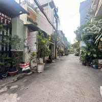 1/Ngắn Trần Quang Cơ Phú Thạnh Tân Phú 5 X 30 . Cn 130M . Giá Bán 8.6 Tỷ .Có Thương Lượngalo E . Nhanh Mới Kịp