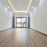 Hiếm-Mặt Phố Giáp Bát-51M, 5T , Thang Máy, Nội Thất Xịn-Kinh Doanh Vô Đối - Giá Bán 16,5 Tỷ