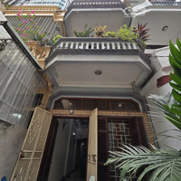Bán Nhà Khuất Duy Tiến ,Thanh Xuân Bắc, Ngõ Oto Qua Nhà ,Diện Tích66M/2- 3 Tầng -Mt 3.7M. Giá Bán 20 Tỷ.