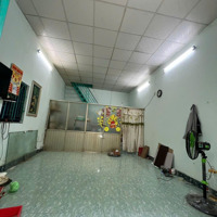 Chủ Gởi Bán Nhà 1 Trệt 1 Lầu Sau Lưng Ubnd Phường Bửu Hòa, Diện Tích: 43,3M2, 2 Phòng Ngủ Nhà Ngay Chợ Đồn,Sổ Riêng