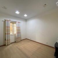 Bán Nhà 4 Tầng dân xây Lô 22 Lê Hồng Phong Ngô Quyền Hải Phòng, vị trí đẹp, giá 7.39 tỷ.