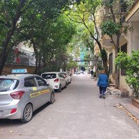 Mã 12:
Cơ Hội Sở Hữu Nhà 4 Tầng Đẳng Cấp Tại Chùa Láng
