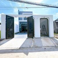 NHÀ 1 TẤM ĐẸP LUNG LINH SÂN TRƯỚC RỘNG RÃI HẺM XE HƠI THÔNG THOÁNG